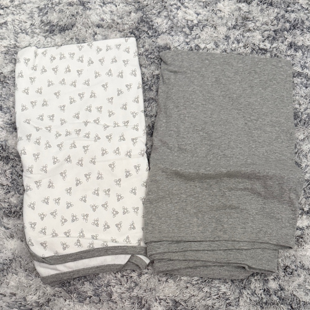 Gray and White Baby Blanket Set